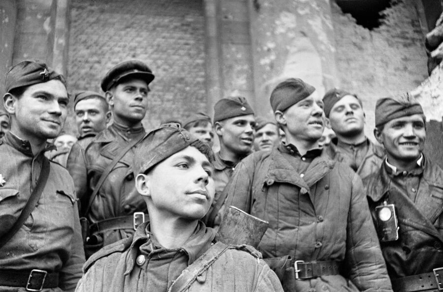 Бойцы, штурмовавшие Рейхстаг — взвод разведки 674 стрелкового полка 150-й стрелковой Идрицкой дивизии