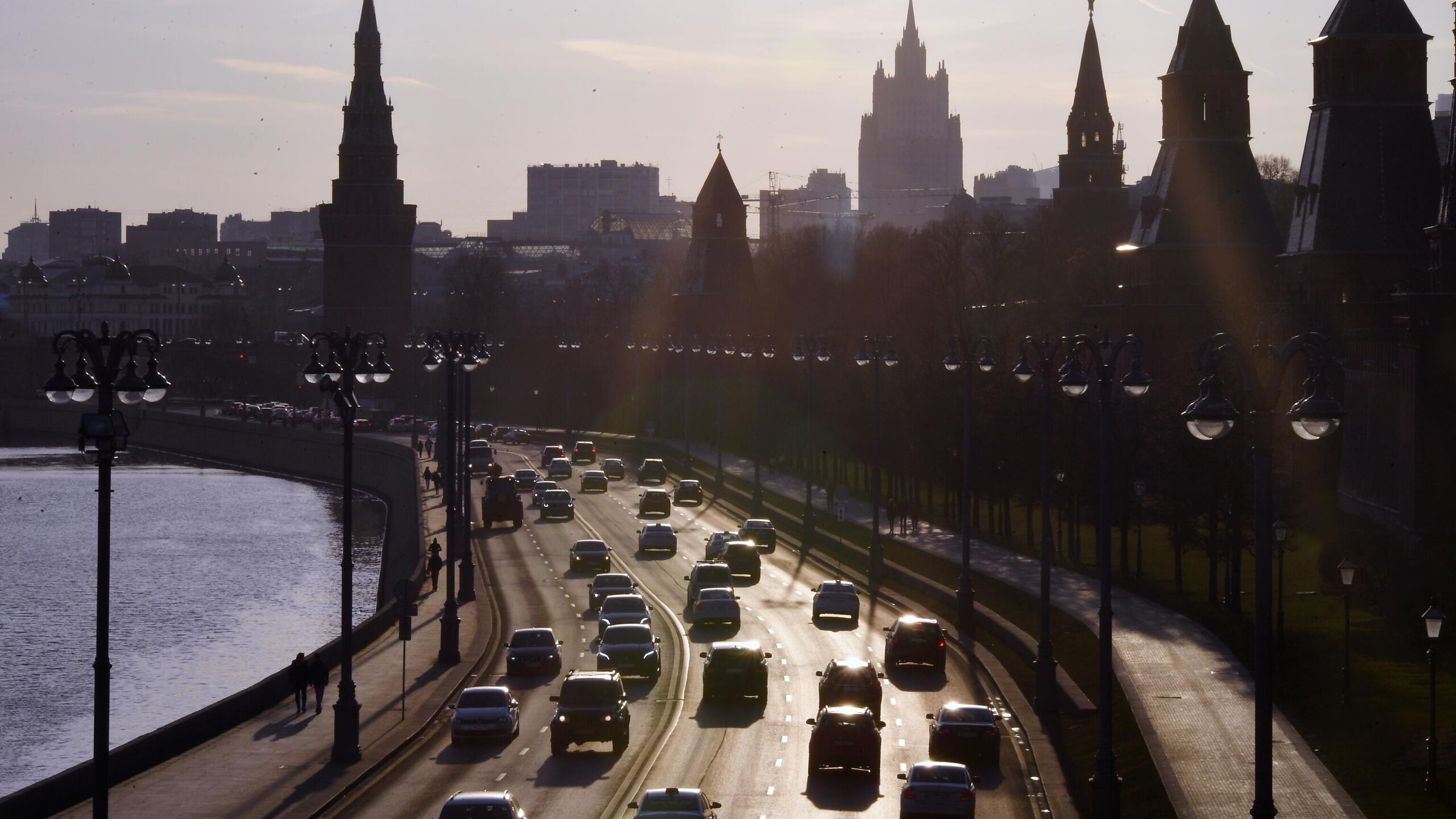 москва в середине апреля