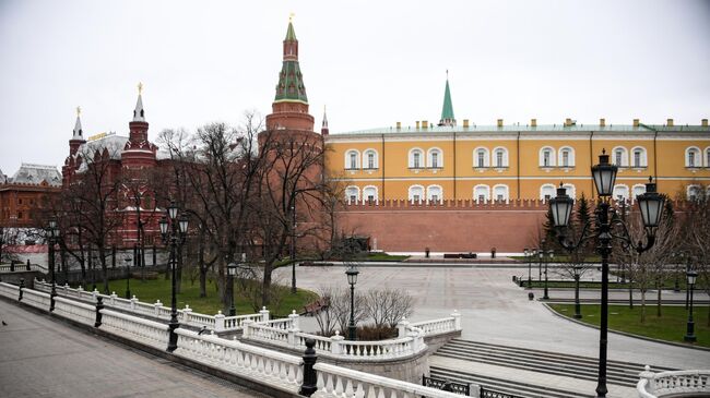 Вид на Александровский сад