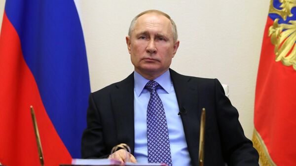 Президент РФ Владимир Путин во время обращения к гражданам РФ
