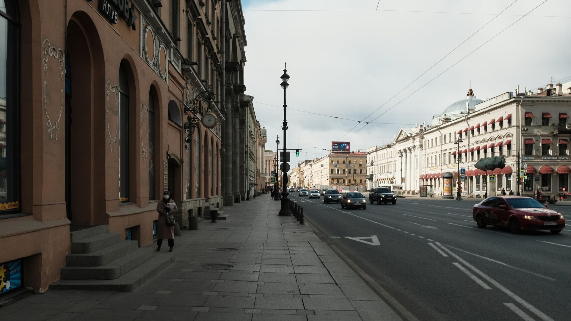 Вид на Невский проспект в Санкт-Петербурге - РИА Новости, 1920, 21.05.2021