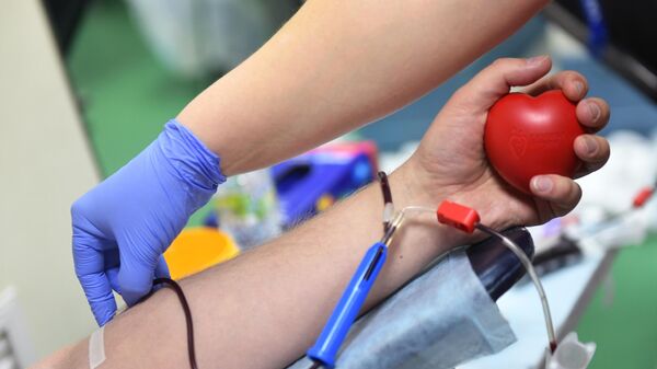 Сдача крови в мобильной станции переливания крови