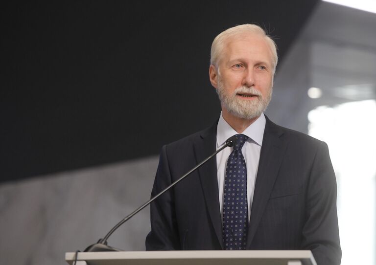 Заместитель министра здравоохранения Российской Федерации Дмитрий Костенников Заместитель министра здравоохранения Российской Федерации Дмитрий Костенников