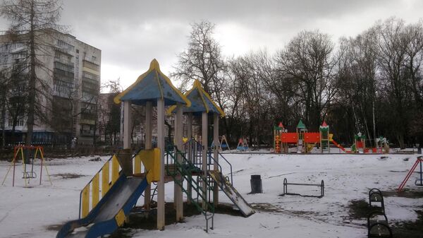 Пустая детская площадка. Нижний Новгород