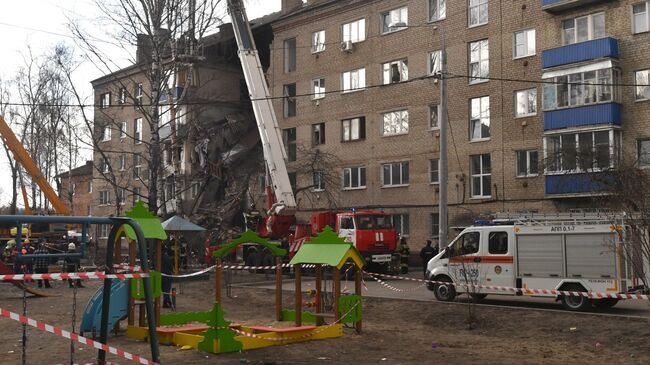 Поврежденный жилой дом в Орехово-Зуево