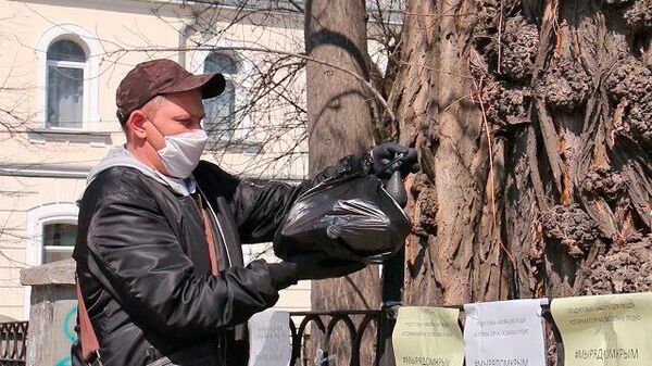 Мы рядом: волонтеры в Крыму собирают продуктовые наборы нуждающимся