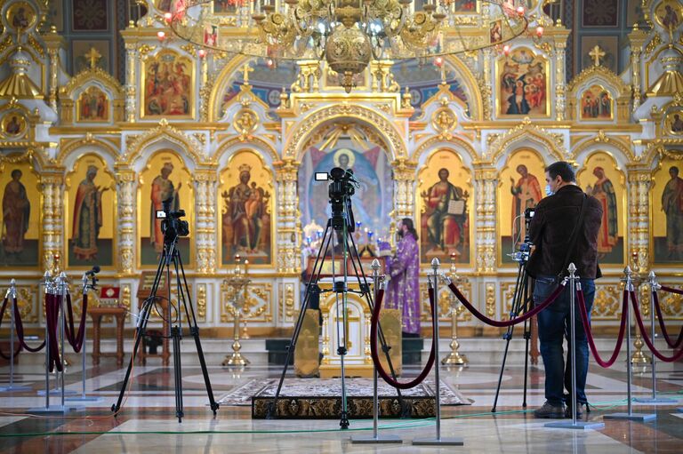 Онлайн-трансляция Божественной литургии в Сочи