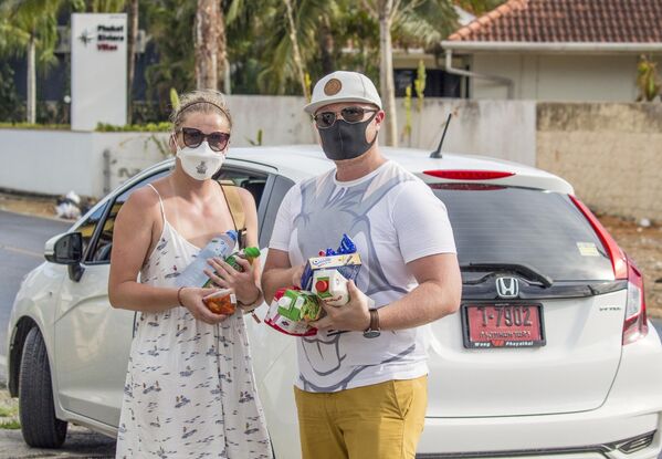 Российские туристы в Тайланде. Российские туристы вынуждены продлить пребывание в Таиланде в связи с коронавирусом