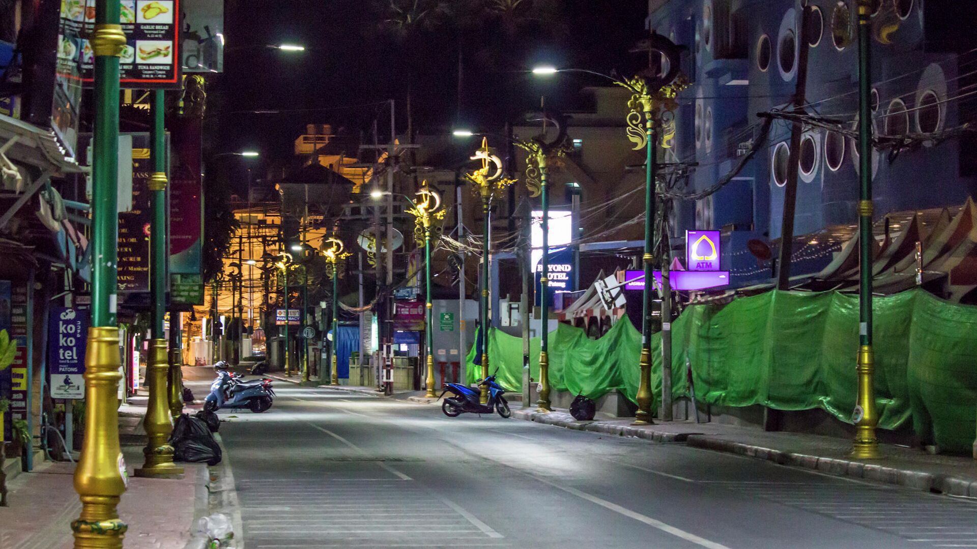 Пустая улица в курортном районе Патонга в Таиланде - РИА Новости, 1920, 23.11.2020