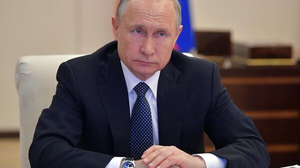 LIVE: Вступительные слово Владимира Путина перед совещанием с губернаторами