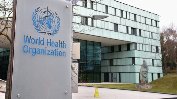 Логотип Всемирной организации здравоохранения (ВОЗ) здания в Женеве