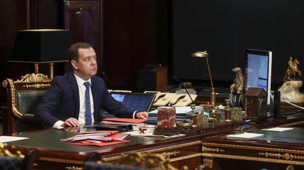 Заместитель председателя Совета безопасности РФ Дмитрий Медведев принимает участие в заседании комиссии по вопросам военно-технического сотрудничества с иностранными государствами
