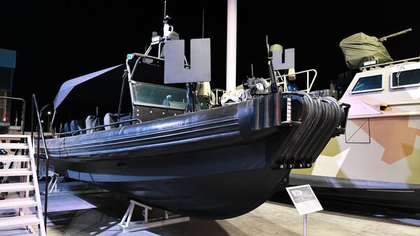 Скоростная штурмовая лодка БК-10, разработанная на Рыбинской верфи концерна Калашников