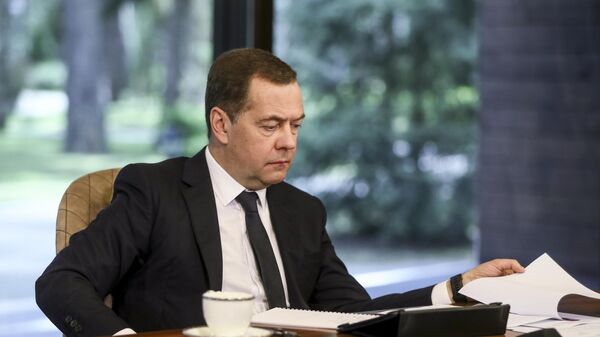 Дмитрий Медведев принимает участие в виртуальном Петербургском международном юридическом форуме 9 1/2: Законы коронавируса