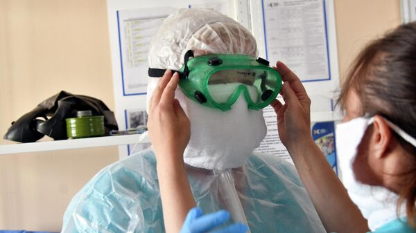 Врач городской больницы в городе Горячий Ключ в Краснодарском крае, которая перепрофилирована в госпиталь для лечения больных коронавирусом