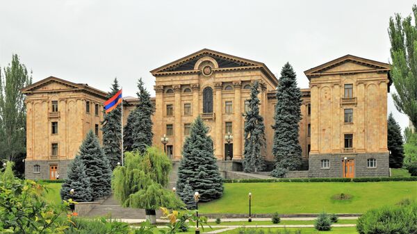 Здание парламента Армении в Ереване. Архивное фото