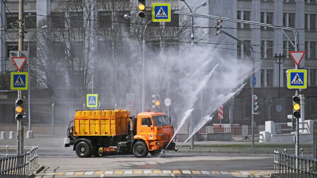 Дезинфекция дорог в Москве