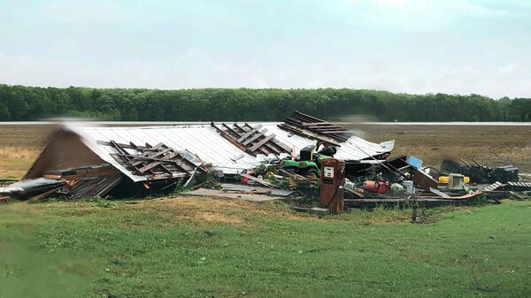 Последствия торнадо в штате Миссисипи, США
