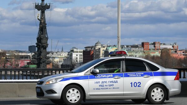 Автомобиль ДПС на Крымском мосту в Москве