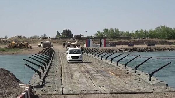 Русский мост через Евфрат наладил сообщение близ сирийского Дейр-эз-Зора