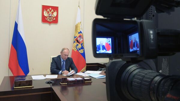 Президент РФ Владимир Путин принимает участие в саммите Евразийского экономического союза, который проходит в формате видеоконференции