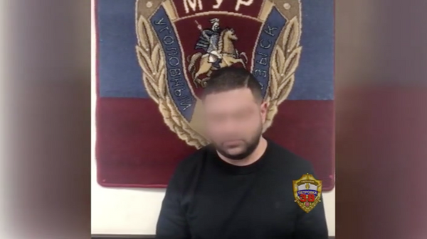 В Строгино полицейские задержали подозреваемого в вымогательстве у женщины 230 тысяч рублей
