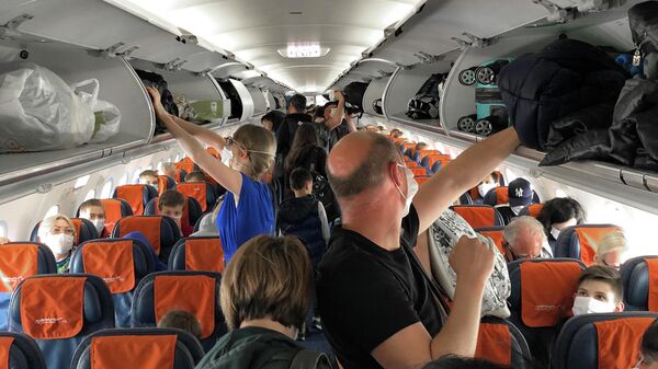 Российские туристы на борту рейса 2143 Анталья – Москва авиакомпании Аэрофлот