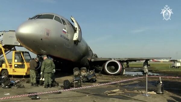 Кадр видео катастрофы самолета в аэропорту Шереметьево в 2019 году, опубликованного СК РФ