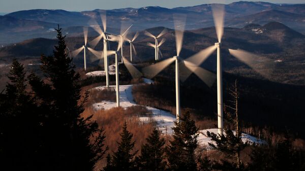 Ветряная электростанция Седлбэк-Ридж в Карфагене, штат Мэн. США