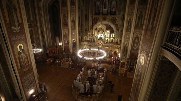 Праздничное пасхальное богослужение в Свято-Екатерининском кафедральном соборе в Краснодаре