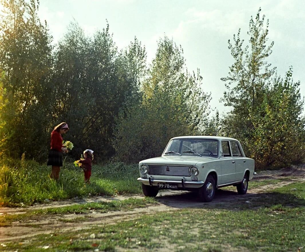 Автомобиль ВАЗ-2101 - РИА Новости, 1920, 04.09.2020