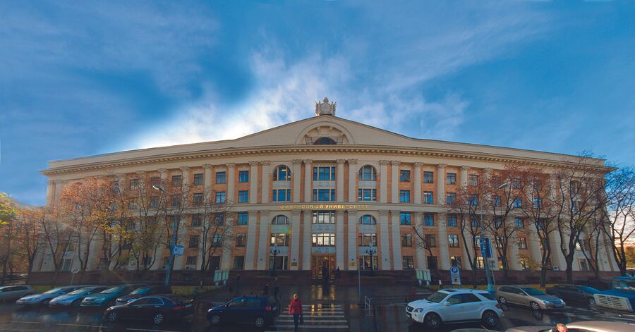 Главный учебный корпус Финансового университета при Правительстве РФ