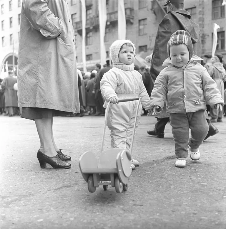 Первомайские праздники в Москве, 1968 год Первомайские праздники в Москве, 1968 год