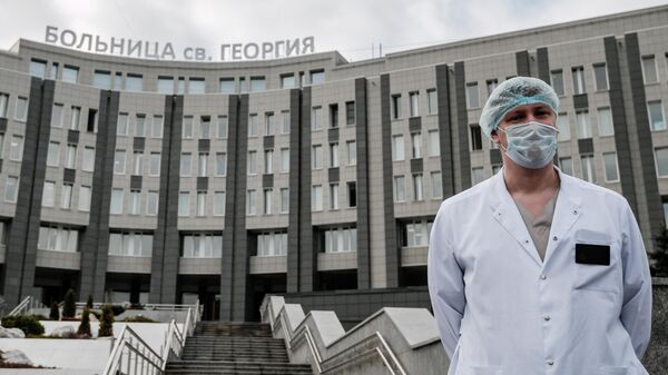 Больница Святого Георгия в Санкт-Петербурге, перепрофилированная под прием пациентов с внебольничной пневмонией и Covid-19