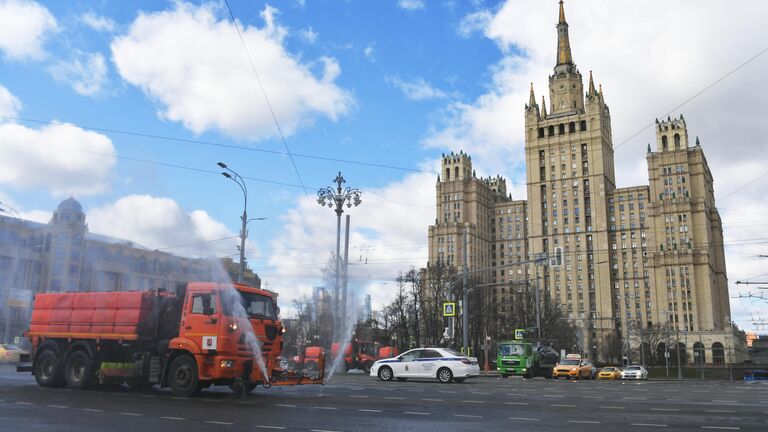 Дезинфекция дорог в Москве