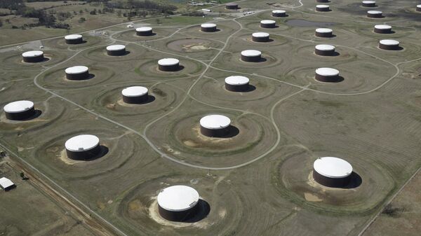 Резервуары для хранения сырой нефти в штате Оклахома