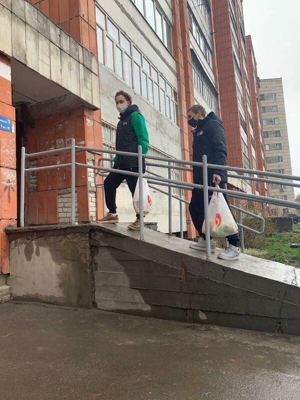Призер чемпионата Европы по плаванию Егор Куимов вместе с ватерполистом Эмилем Зиннуровым Призер чемпионата Европы по плаванию Егор Куимов вместе с ватерполистом Эмилем Зиннуровым