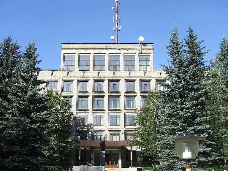 Здание НМИЦ онкологии им. Н.Н. Петрова