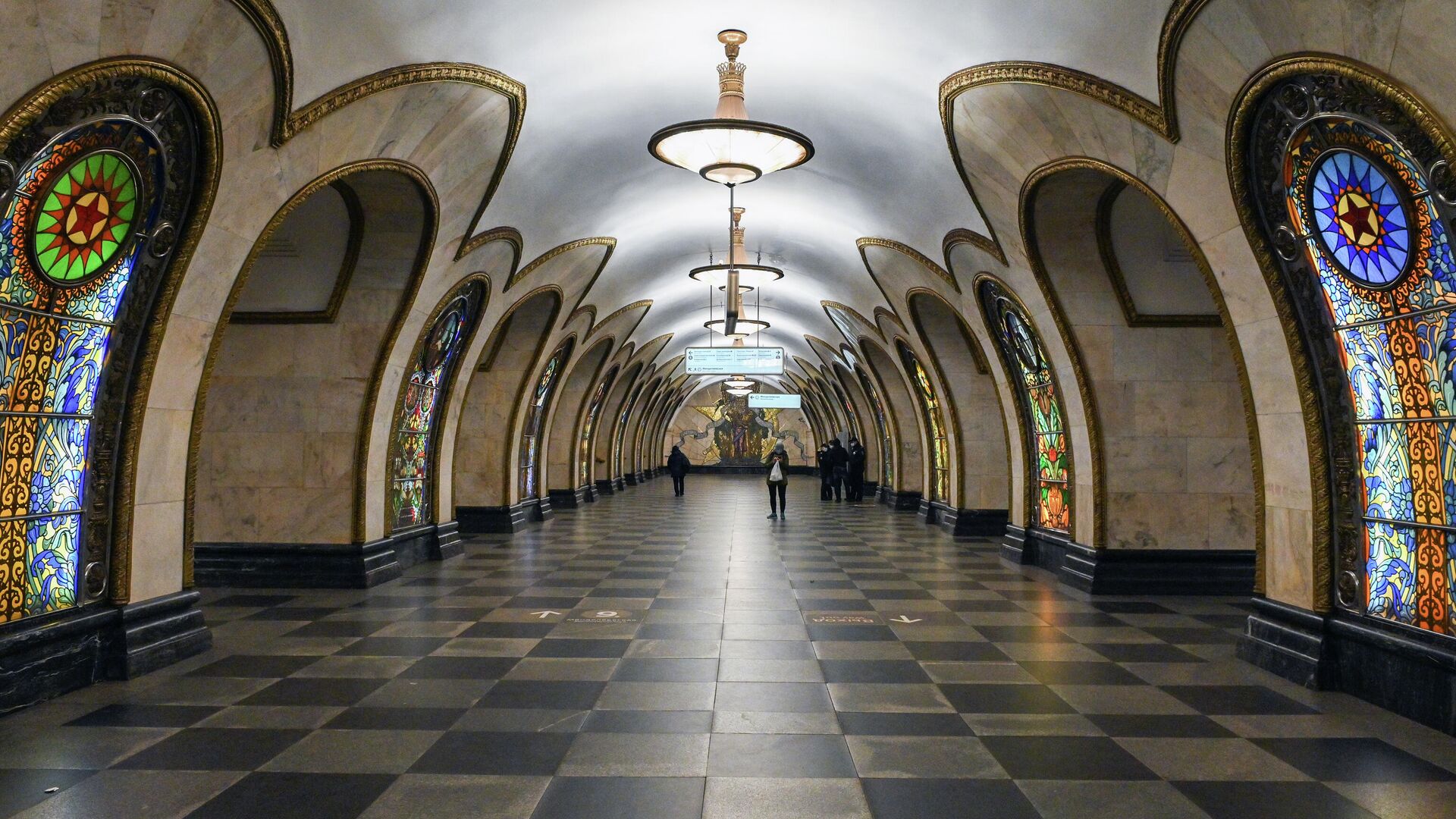 Вестибюли метро москвы