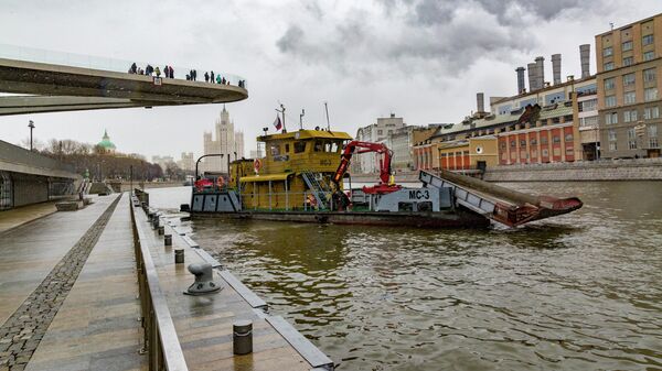 Техническая навигация на Москве-реке