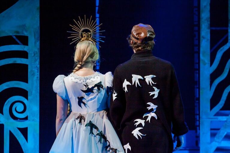 Фрагмент спектакля Летучий корабль, Театр-театр Фрагмент спектакля Летучий корабль, Театр-театр