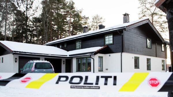 Полицейская лента у дома норвежского миллиардера Тома Хагена