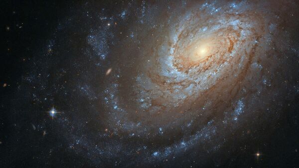 Спиральная галактика NGC 4651