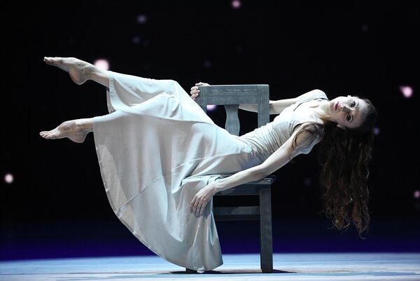 Балерина Светлана Захарова во время благотворительного концерта Мы вместе на сцене Большого театра в Москве