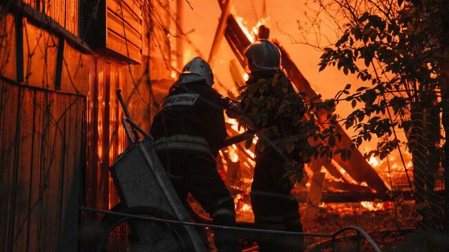 Пожар в рыбацком поселке в Воронежской области