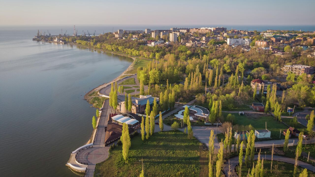 В Таганроге проведут экспертизу по благоустройству набережной -  Недвижимость РИА Новости, 27.09.2022