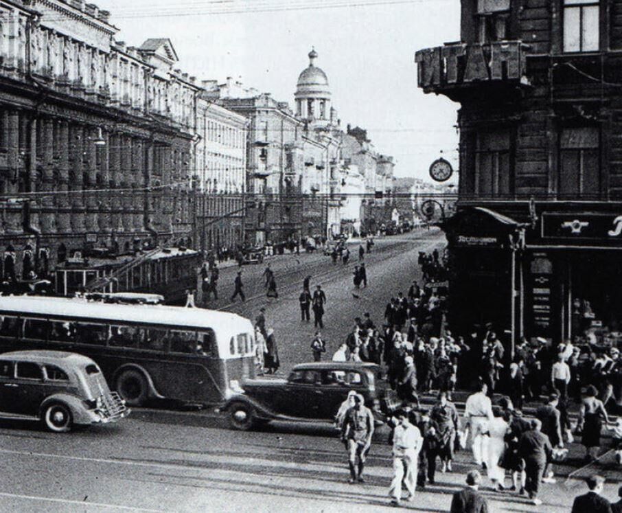 Пересечение проспектов 25 Октября и Володарского, Ленинград. 1930 год - РИА Новости, 1920, 30.11.2020