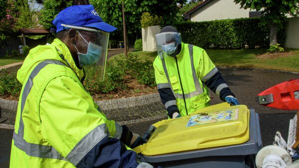 Cбор отходов во Франции во время пандемии коронавируса