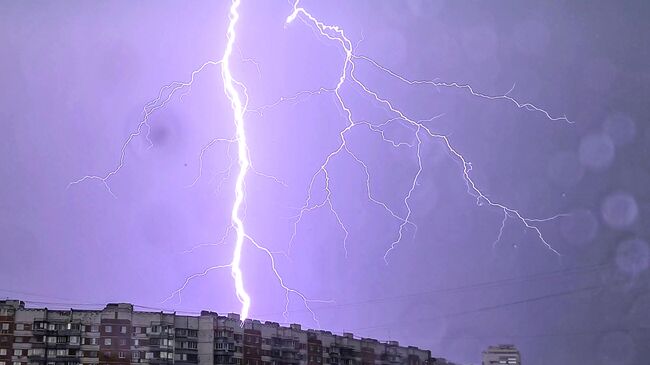 В Иркутском районе произошли три пожара из-за молний