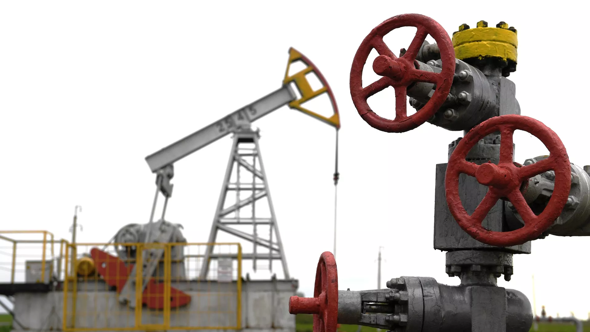 Нефтяная качалка - РИА Новости, 1920, 20.02.2025